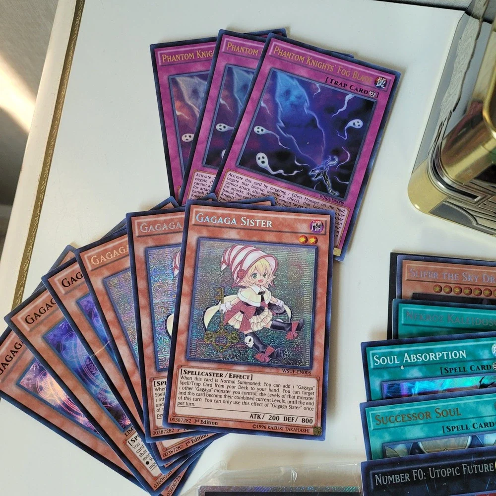 Yu-Gi-Oh! Card Bulk Lot- Gold Storage Tin 100% Holo Foil Rares, Ultras & Secrets